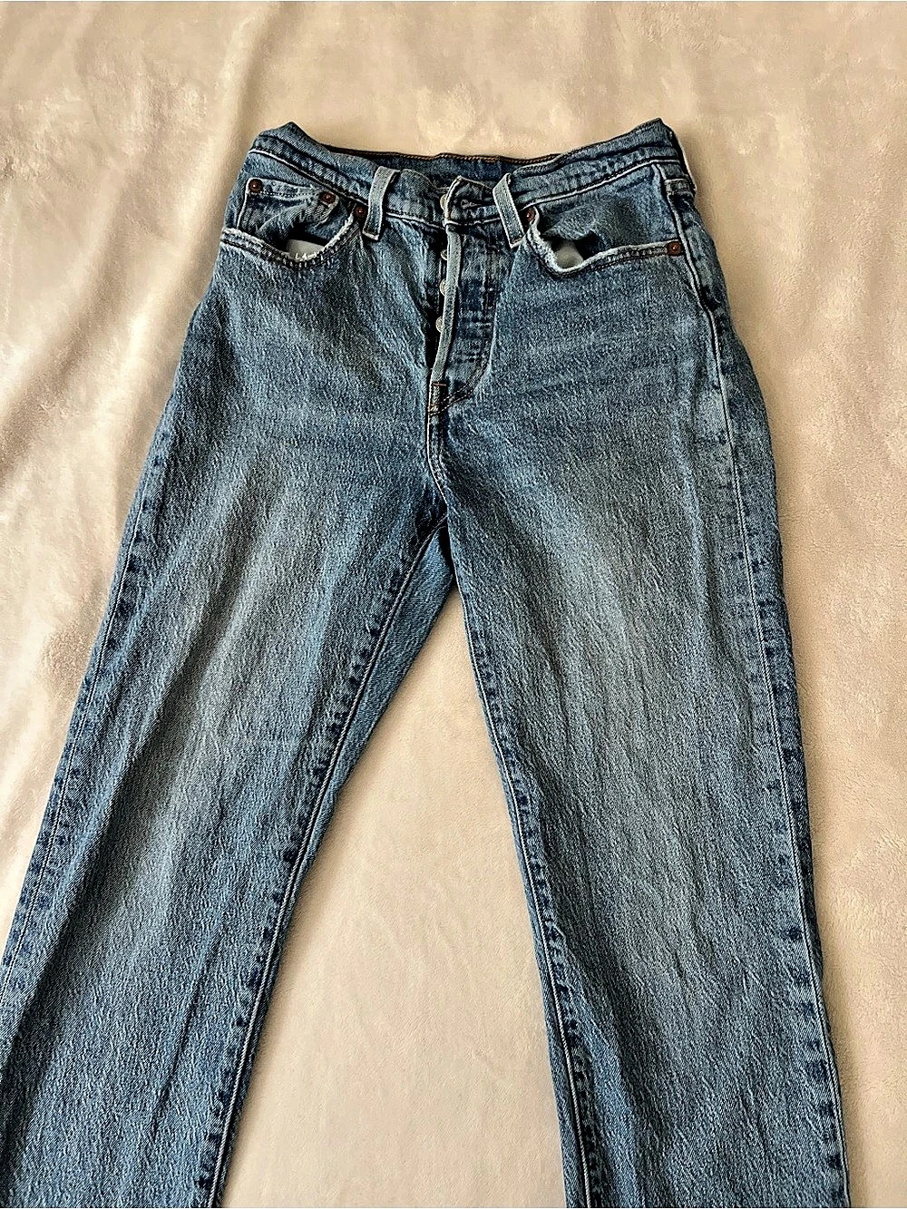 Levi's 501 Straight Leg Blue Jeans